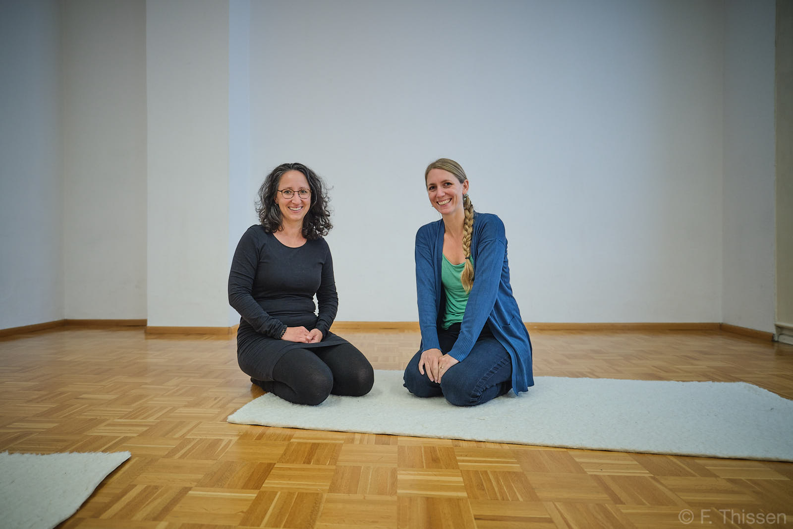 Stella Vitez, Antje Heidrich